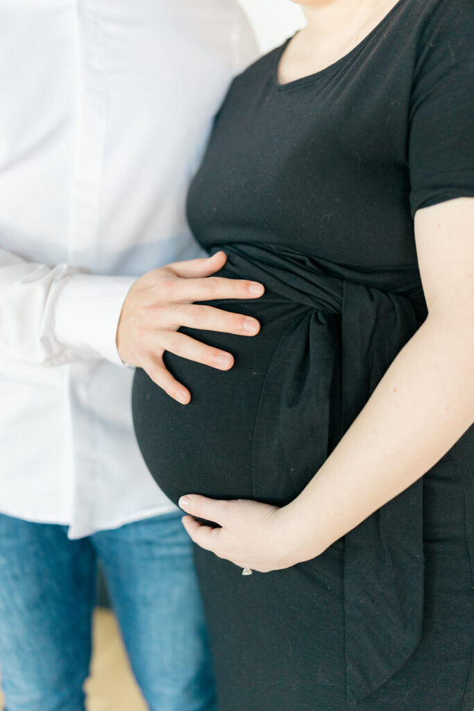 studio in the grove maternity photography
